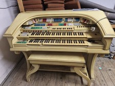 Wurlitzer electronic spinet
