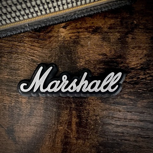 Marshall logo badge silver - badge, –