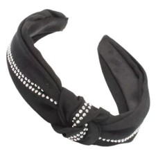 Pretty Knotted Singular