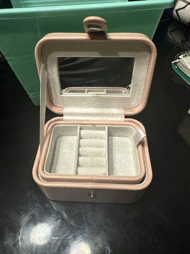 Jewelry box pink leather - box,