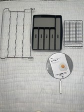 Various Kitchen Items Bundle Inc. Treys and Spatter Guard Used ( 4 items)