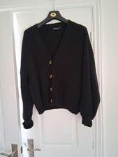 Lovely BOOHOO Ribbed Black Cardigan With Contrasting Buttons