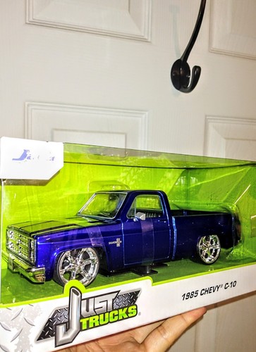 Jada toy just trucks - trucks, 1:24