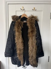 Women's Whistles black waxy