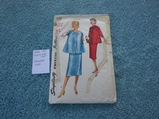 VINTAGE SIMPLICITY SEWING PATTERN: 1551 WOMAN'S MATERNITY SUIT B.38" 1960S
