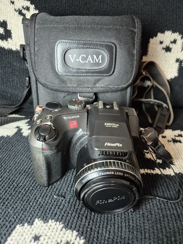 Fujifilm finepix s602 zoom - fujifilm,