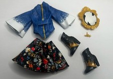 Disney Descendants Evie Replacement Mirror Top Skirt Boots & 1 Earring For Doll