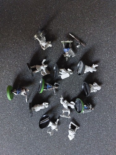 Mesbg few miniatures for parts - mesbg,