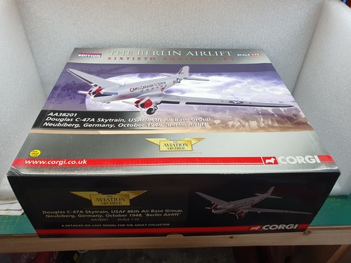 Corgi aa38201 scale - corgi,