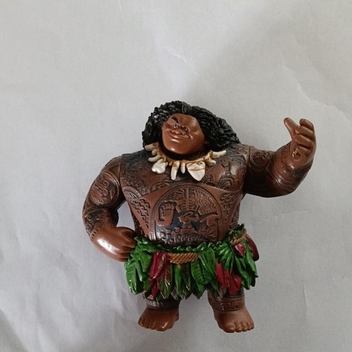 Disney store moana - disney, maui