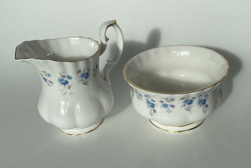 Vintage royal albert - vintage,