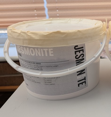 New jesmonite base - new,