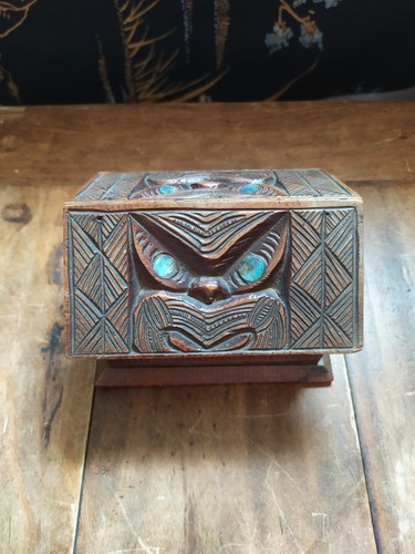 Superb vintage new zealand - superb,