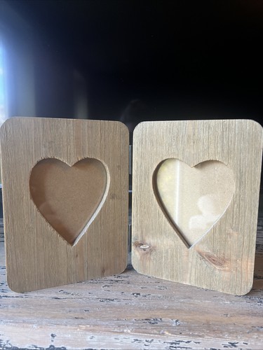 Wooden heart photo - heart,