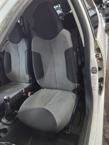 Front seat toyota aygo - toyota,