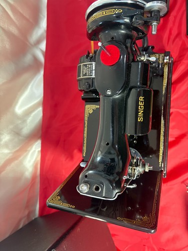 Singer featherweight antique - singer,