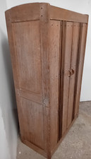 Bath cabinet makers small
