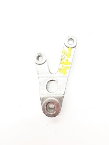 Left rear turntable yamaha - rear,