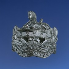 Cap Badge  Gloucestershire Regiment, the Sphinx and the battle honour "EGYPT".