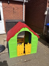 Keter Indoor/Outdoor Plastic Folding Playhouse