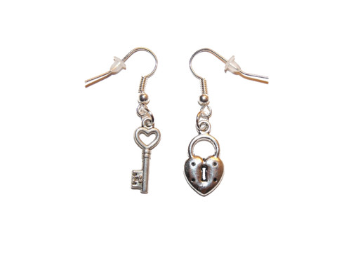 Sexy lock and key hotwife - sexy,