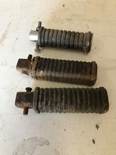 Honda CB 250 Superdream passener foot pegs?