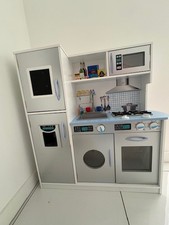 Chad Valley Deluxe Large Wooden Kitchen