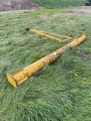 Standing crane and - and, jib