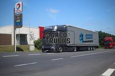 Truck Photo Mercedes-Benz