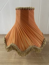 Vintage scallop orange gold - scallop,
