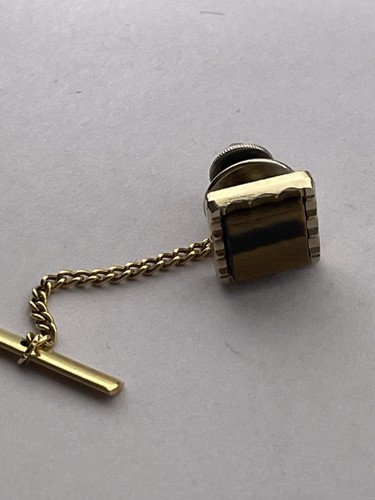 Men square tie - square, pin