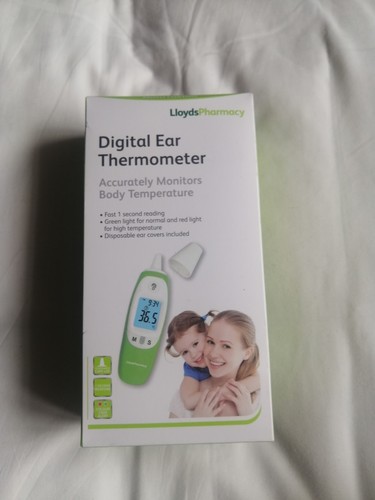 Digital ear thermometer - digital,
