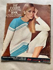 Vintage Top Fashion Knitting Book Pattern Booklet 11 March 1967 Woman's Own