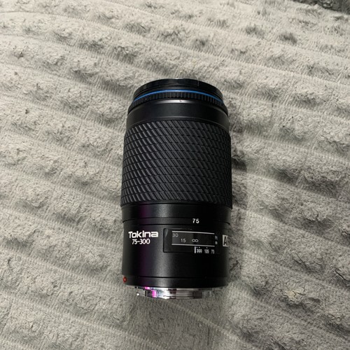 Tokina 300 zoom macro - zoom,