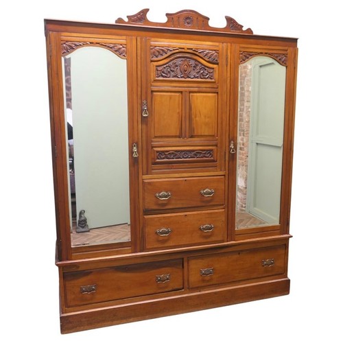 Large arts and crafts wardrobe - arts,