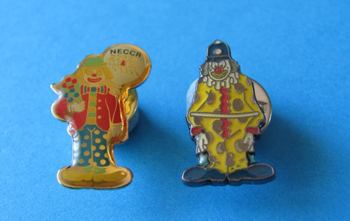 Clown pin badges good - clown, badges.