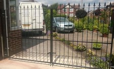 DRIVE GATE, METAL GATE, 8 FOOT