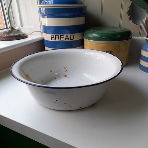 Vintage white enamel bowl - enamel,