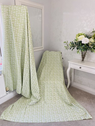 Dunelm soft green floral - soft,