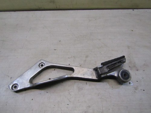 Left rear turntable yamaha - left, 850