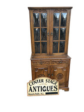 67133 FEUDAL Oak 2 Piece China