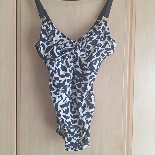 Fantasie swimsuit size 32d - fantasie,