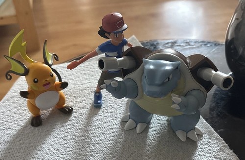 Pokémon figure ash raichu - figure,