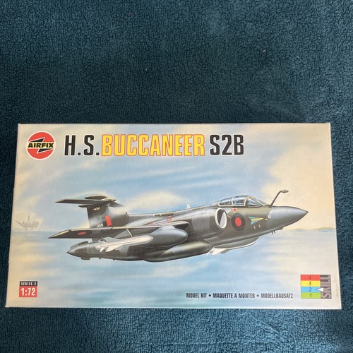 Airfix buccaneer s2b 1 - airfix, h.s.