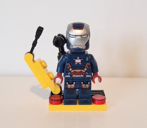 Lego marvel iron - iron, mk1