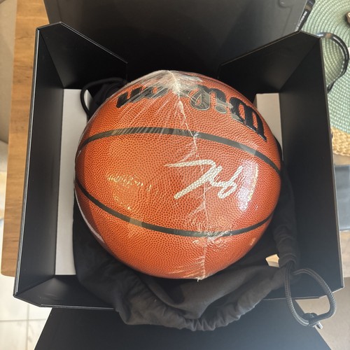 Stephon castle signed - stephon, wilson