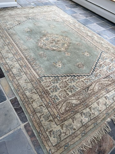 Lovely large wool rug - wool, in