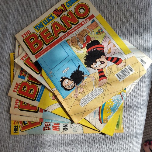 Beano comics bundle 1998
