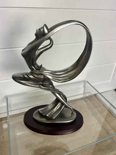 Modern dance sculpture 1990 - sculpture,