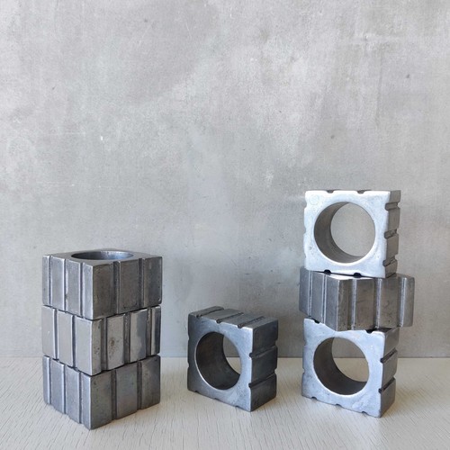 Vintage cast aluminium - 7,